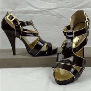 Miss Tina Knowles Lawson high heels
